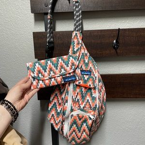 Kavu one of a kind with matching wallet
